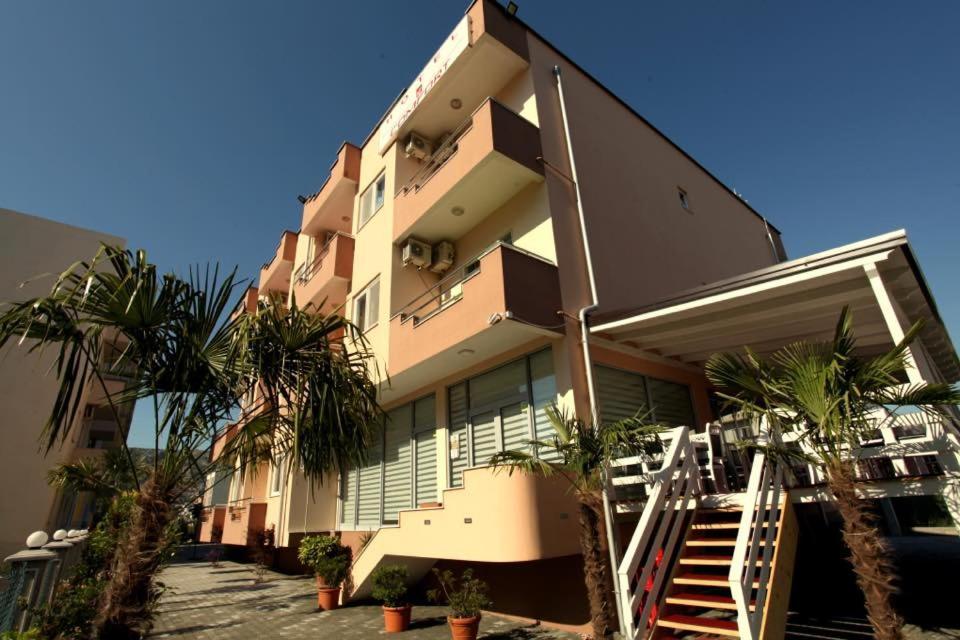 Hotel Comfort Shëngjin المظهر الخارجي الصورة